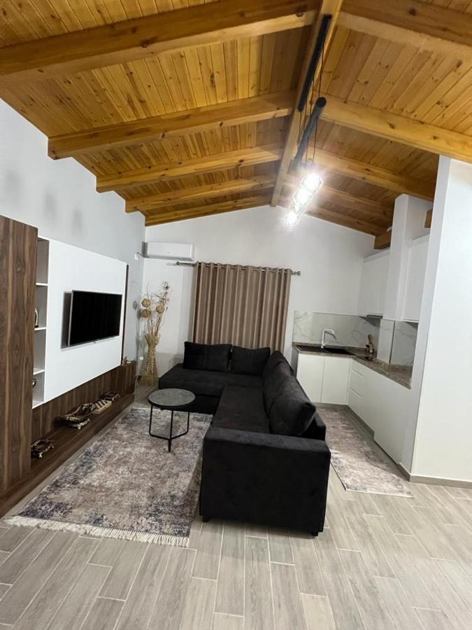 Trip-Stop Apartments Vlore Exterior photo