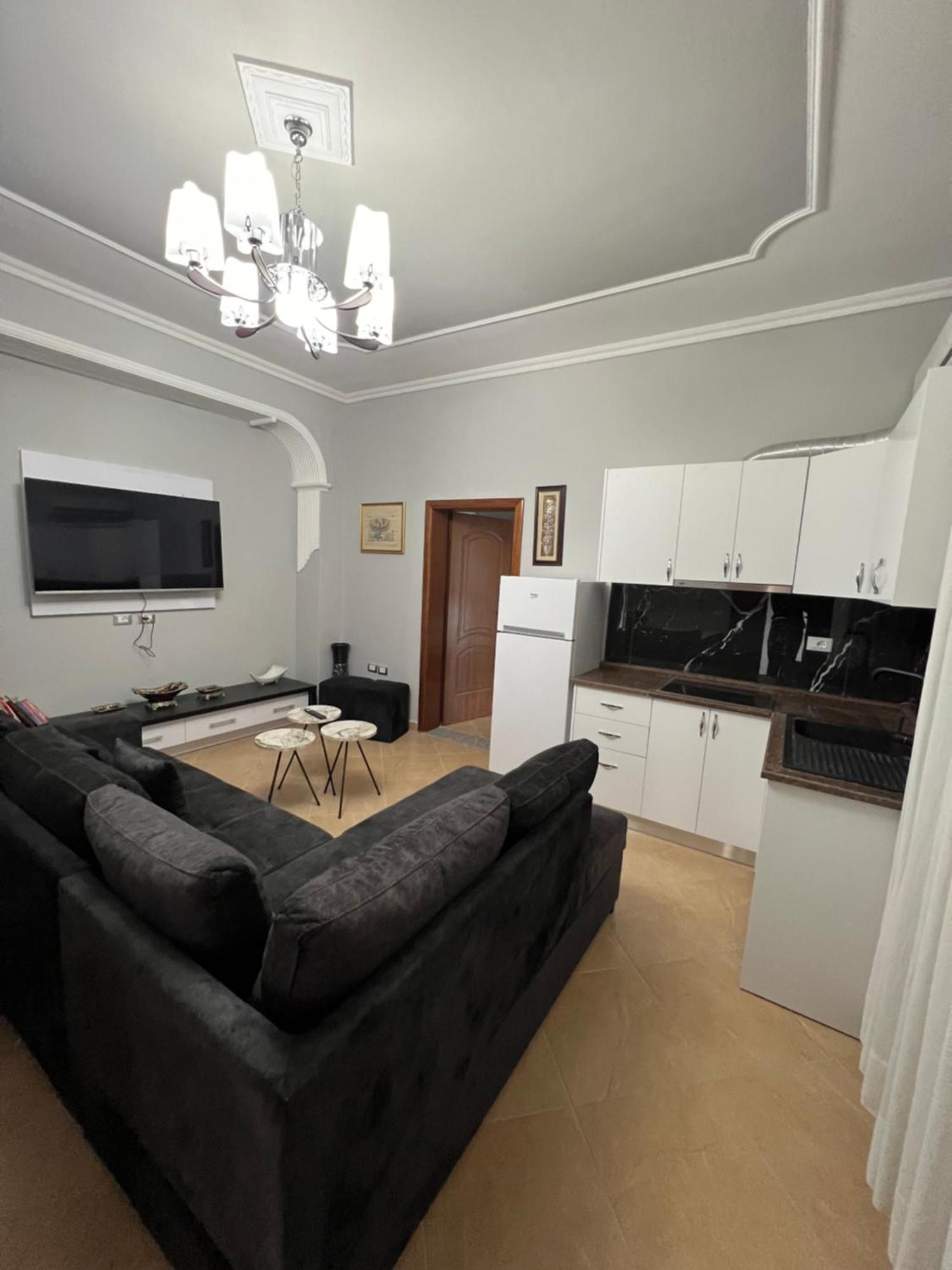 Trip-Stop Apartments Vlore Exterior photo