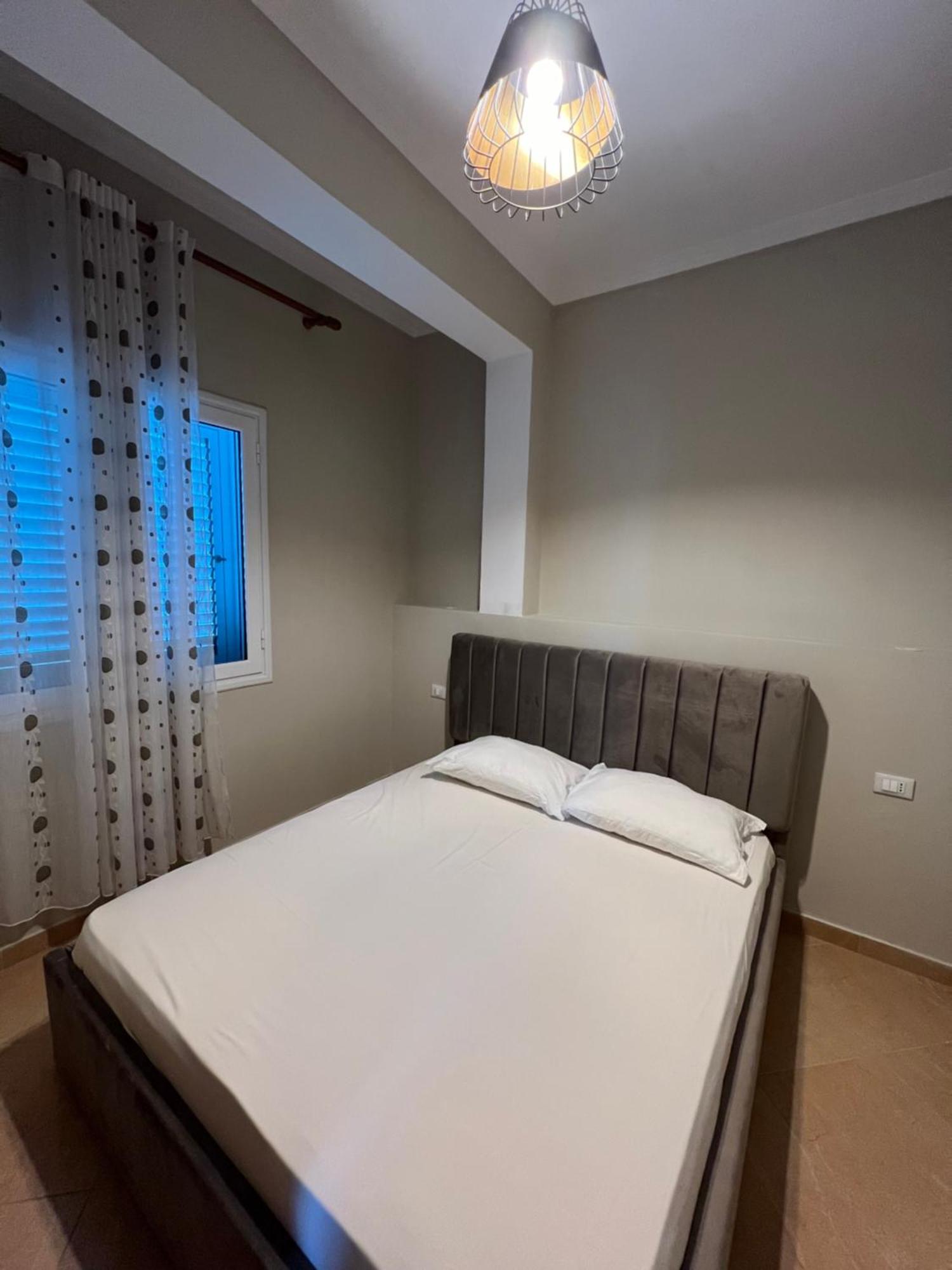 Trip-Stop Apartments Vlore Exterior photo