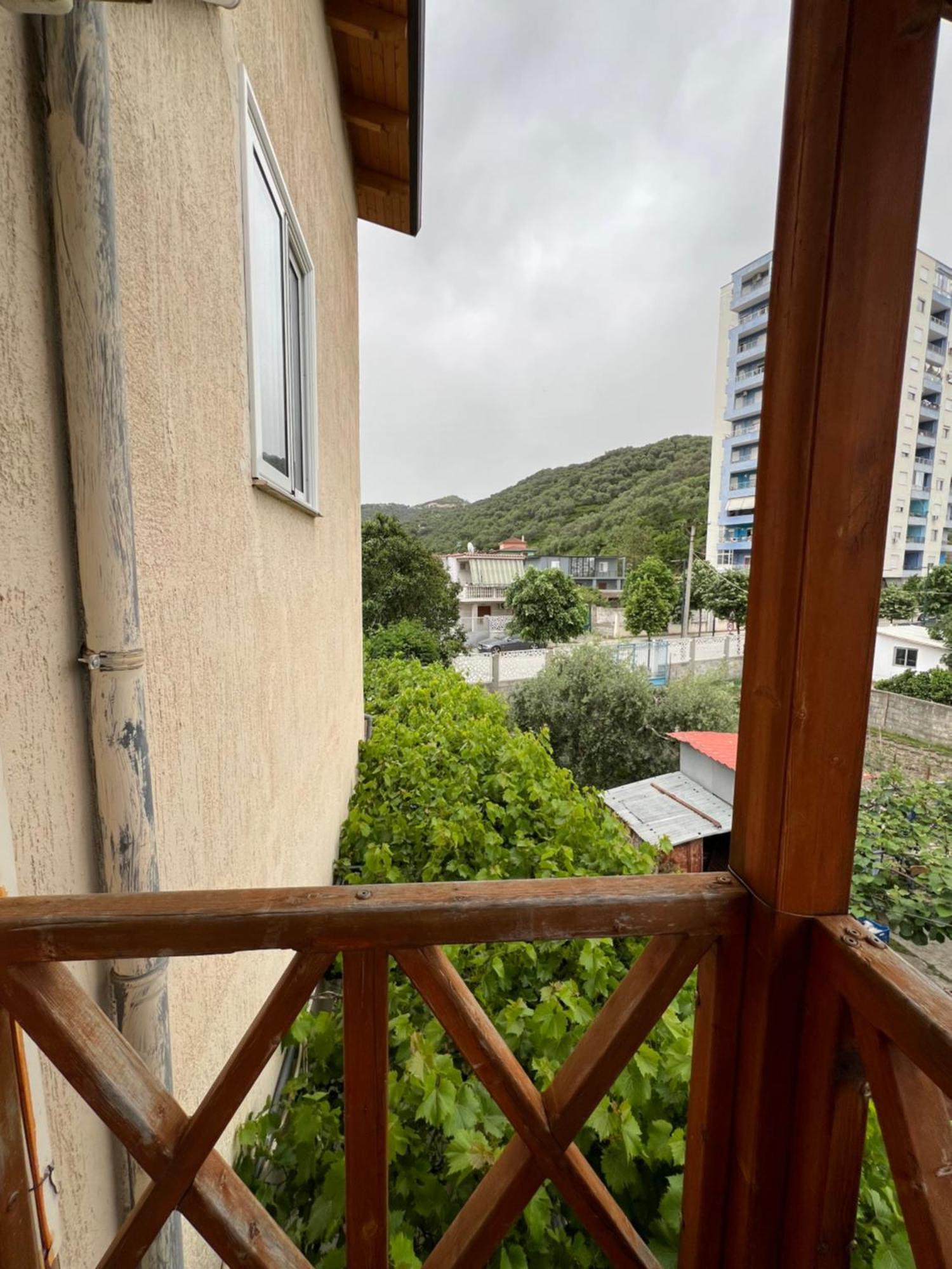 Trip-Stop Apartments Vlore Exterior photo